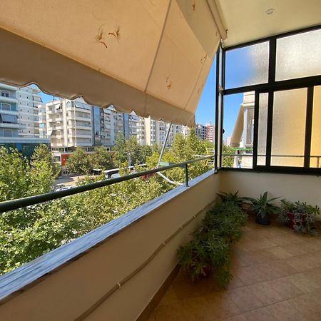 Апартаменты Rikardo Apartament Влёра Экстерьер фото